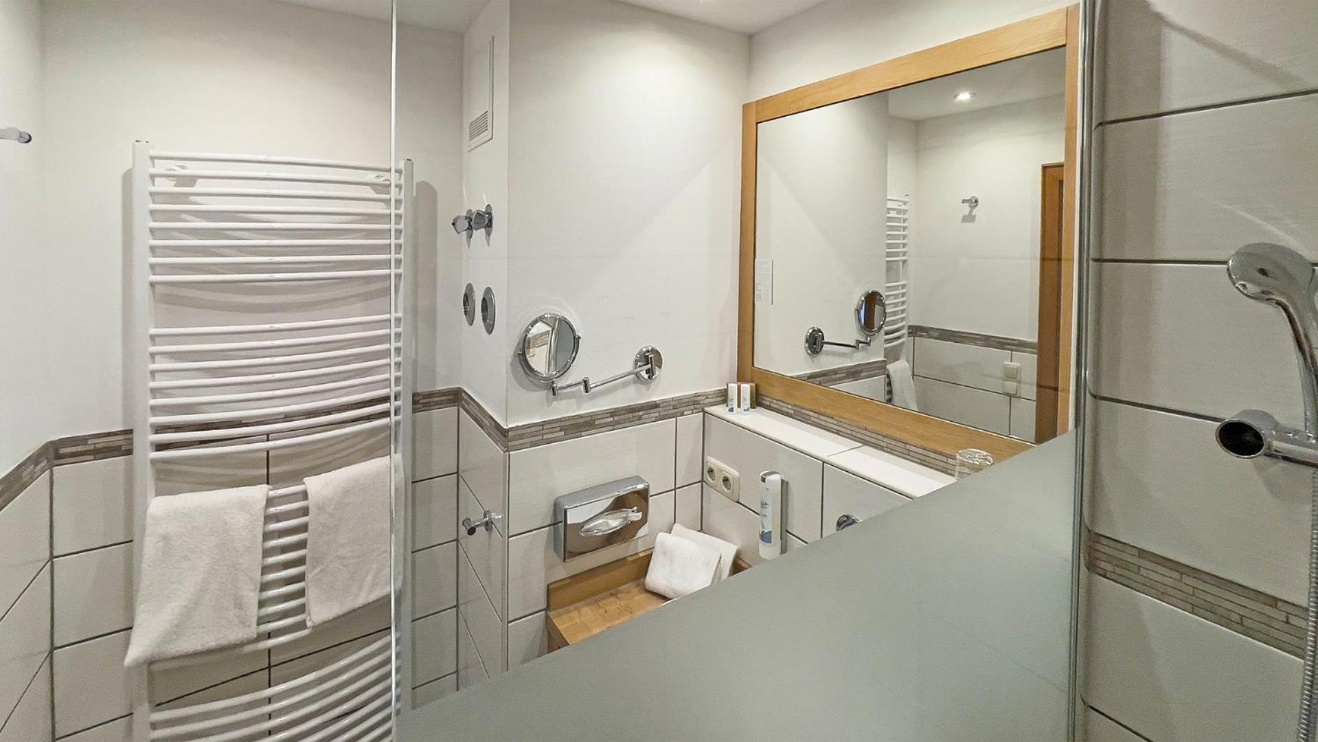 Alpenhotel Oberstdorf - Ein Rovell Hotel Ngoại thất bức ảnh