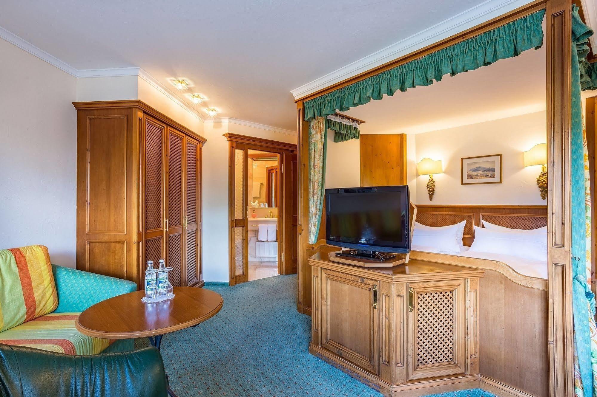 Alpenhotel Oberstdorf - Ein Rovell Hotel Ngoại thất bức ảnh